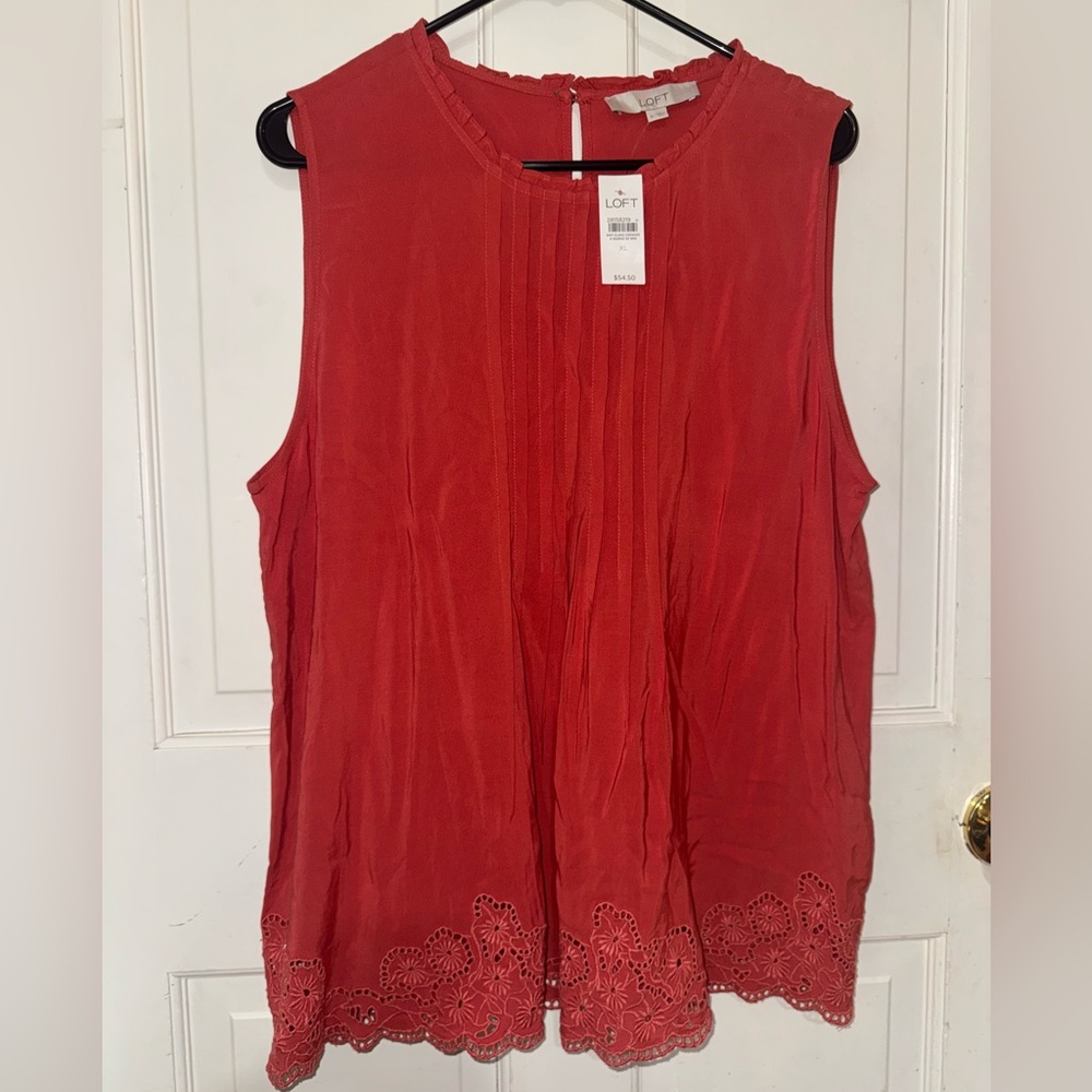 LOFT Sleeveless Coral Blouse Eyelet Hem XL NWT